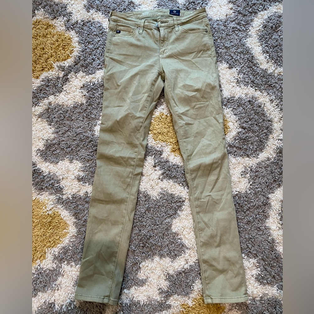 Gently worn. AG Prima cigarette pant. Sea green. Size 24R